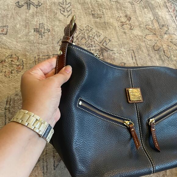 Dooney & Bourke Mary Bag Marine Blue Pebbled Leather Hobo Purse Navy EUC - Picture 5 of 9